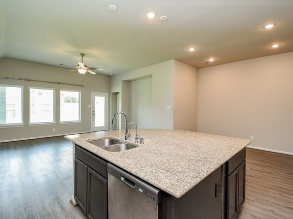 1406 Munson Valley Road, Richmond TX 77406