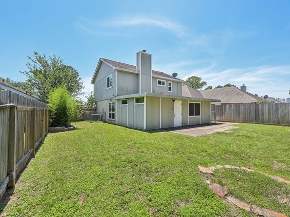10422 N Pagewick Drive, Houston TX 77041