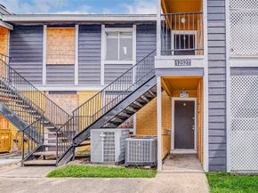 12527 Ashford Meadow Drive 2, Houston TX 77082