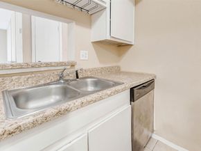 12527 Ashford Meadow Drive 2, Houston TX 77082