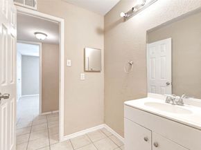 12527 Ashford Meadow Drive 2, Houston TX 77082