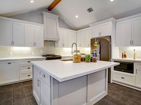 2401 Eagle Street, Houston TX 77004