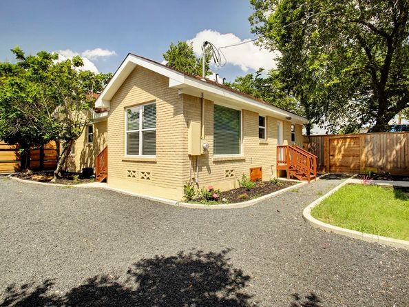 2401 Eagle Street, Houston TX 77004
