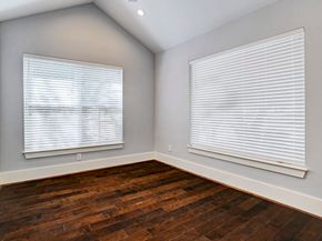 2401 Eagle Street, Houston TX 77004