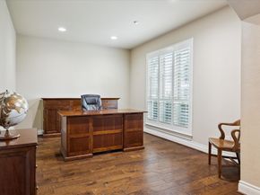 1718 Wakefield Drive, Houston TX 77018