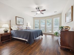 1718 Wakefield Drive, Houston TX 77018