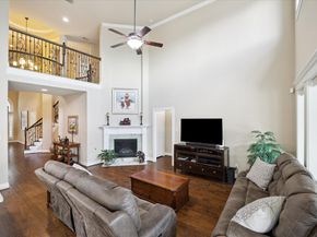 1718 Wakefield Drive, Houston TX 77018
