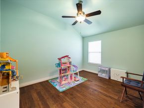 1718 Wakefield Drive, Houston TX 77018