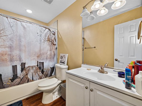 12818 Huntington Field Drive, Houston TX 77099