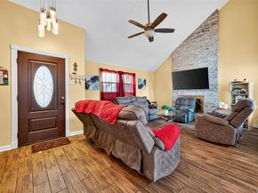 12818 Huntington Field Drive, Houston TX 77099