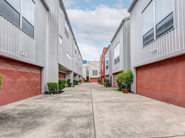 1117 Arthur Street, Houston TX 77019
