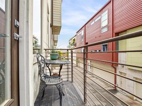 1630 Dennis Street, Houston TX 77004