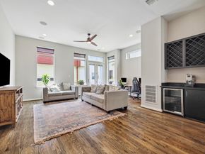 1630 Dennis Street, Houston TX 77004
