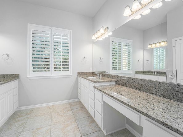 17410 Sequoia Kings Dr, Humble TX 77346