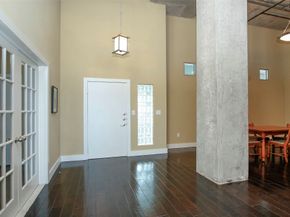 2000 Bagby Street 15401, Houston TX 77002