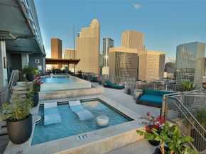 2000 Bagby Street 15401, Houston TX 77002