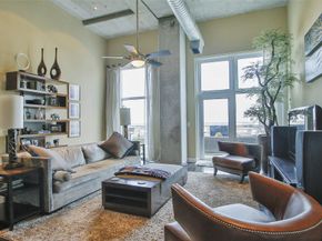 2000 Bagby Street 15401, Houston TX 77002
