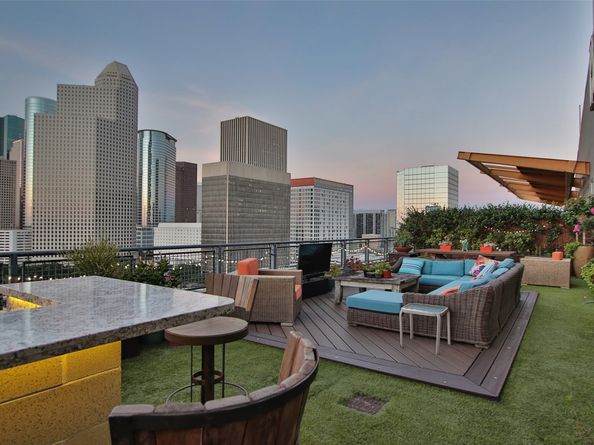 2000 Bagby Street 15401, Houston TX 77002