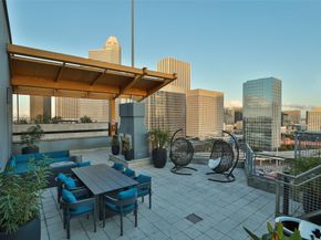 2000 Bagby Street 15401, Houston TX 77002