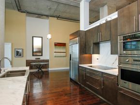 2000 Bagby Street 15401, Houston TX 77002