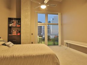 2000 Bagby Street 15401, Houston TX 77002