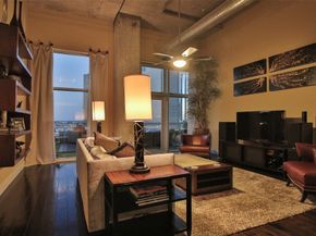2000 Bagby Street 15401, Houston TX 77002