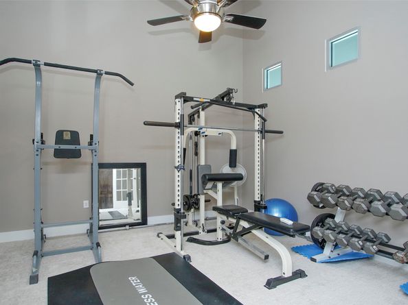 2000 Bagby Street 15401, Houston TX 77002