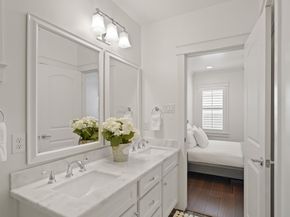 1311 Walton Street, Houston TX 77009