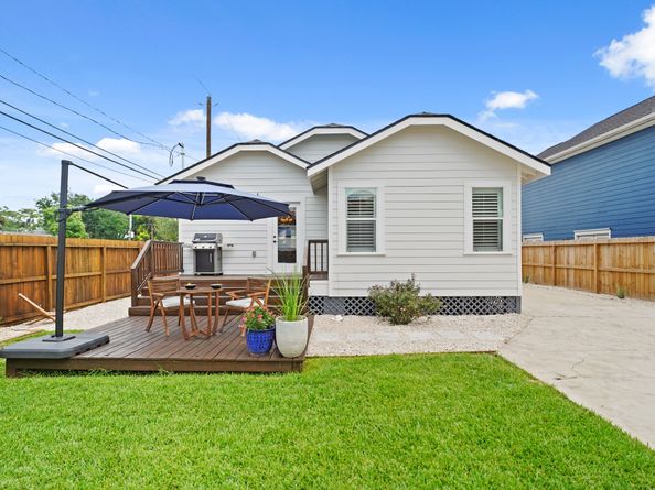 1311 Walton Street, Houston TX 77009
