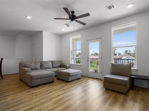 5212 Sherman Street, Houston TX 77011