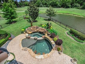 2802 Twin Fountains Drive, Houston TX 77068