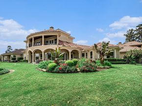2802 Twin Fountains Drive, Houston TX 77068
