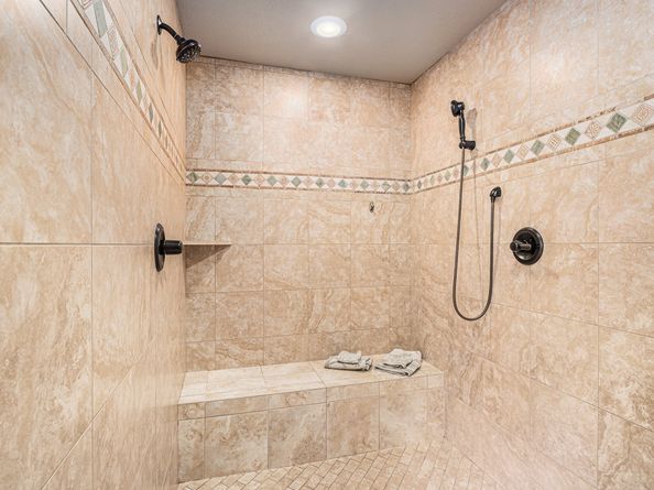 2802 Twin Fountains Drive, Houston TX 77068