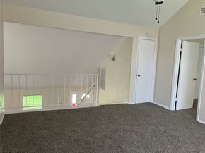 813 Lakeview Drive, Sugar Land TX 77498