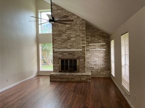 813 Lakeview Drive, Sugar Land TX 77498