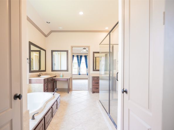 6223 Duke Trail Lane, Sugar Land TX 77479