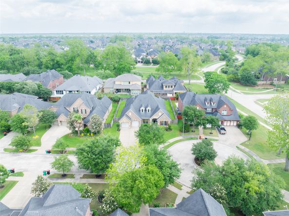 6223 Duke Trail Lane, Sugar Land TX 77479