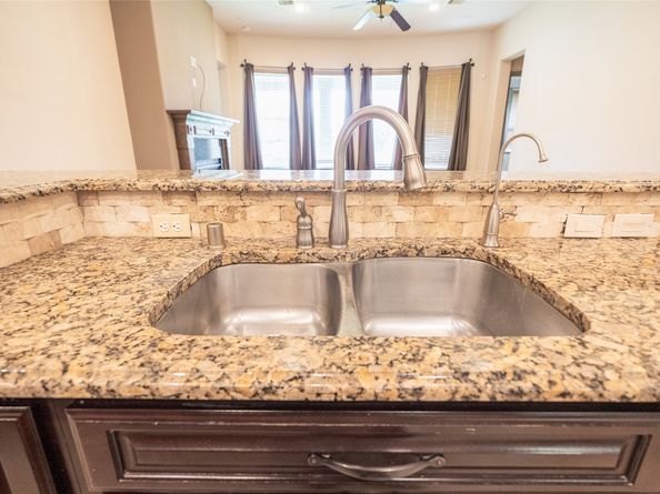 6223 Duke Trail Lane, Sugar Land TX 77479