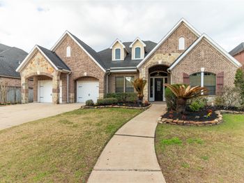 6223 Duke Trail Lane