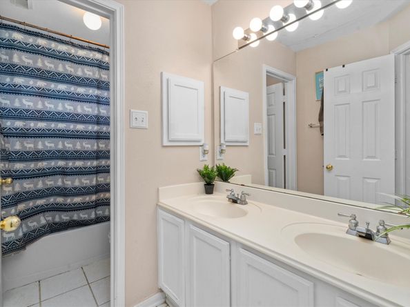 8210 Cross Springs Court, Houston TX 77095