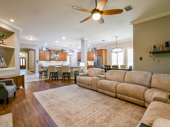 38 Driftdale Place, Spring TX 77389