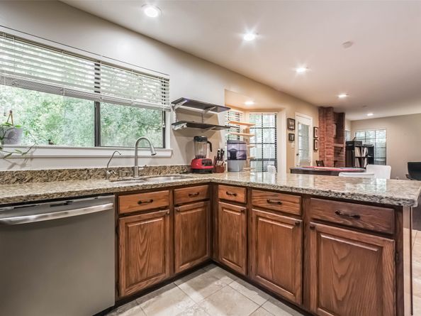 78 W Stony Bridge Circle, The Woodlands TX 77381