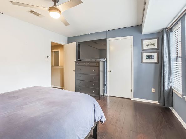 78 W Stony Bridge Circle, The Woodlands TX 77381