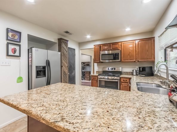 78 W Stony Bridge Circle, The Woodlands TX 77381