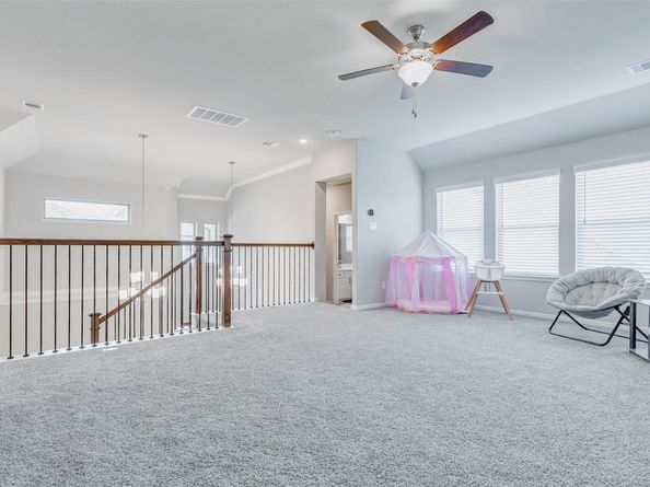 2806 Kingly Pine Trail, Conroe TX 77385