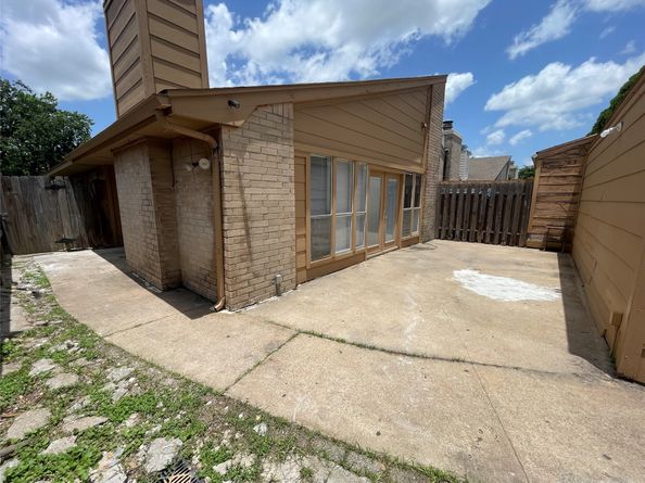 4202 Boone Road, Houston TX 77072