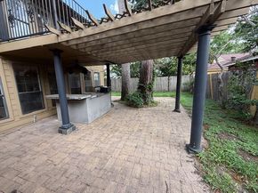 5914 Foresthaven Drive, Houston TX 77066