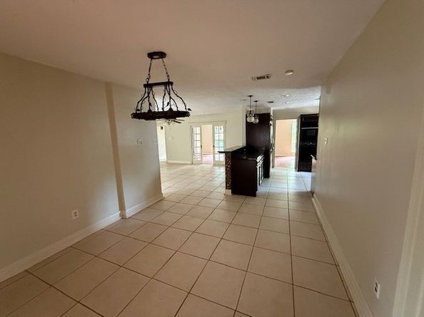 5914 Foresthaven Drive, Houston TX 77066