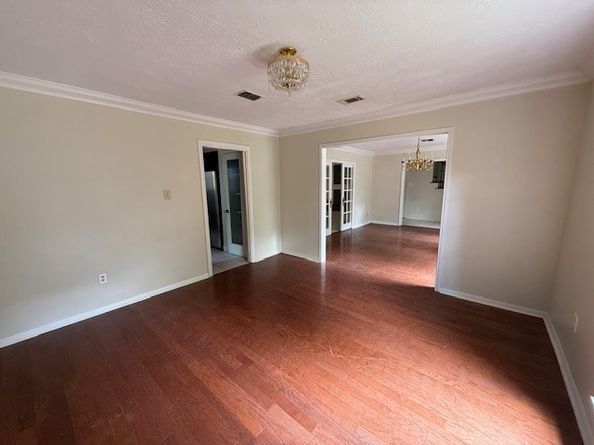 5914 Foresthaven Drive, Houston TX 77066