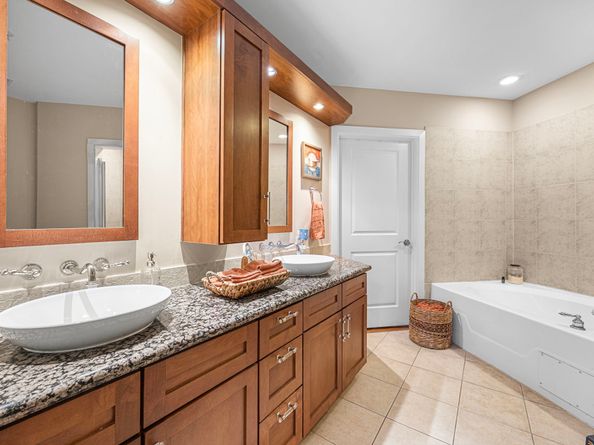 1900 Genesee Street 106, Houston TX 77006